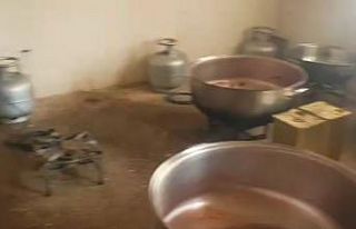 Kaçak nargile tütünü imalathanesine baskın