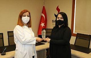 Kadın gazeteciden kadın sağlık çalışanlarına...