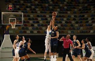 Kadınlar Basketbol Süper Ligi: İzmit Belediyespor:52...