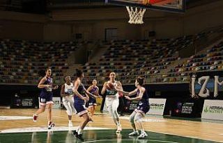 Kadınlar Basketbol Süper Ligi: İzmit Belediyespor:...