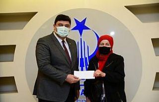 Kahramankazan Belediyesi’nden esnafa bin TL’lik...
