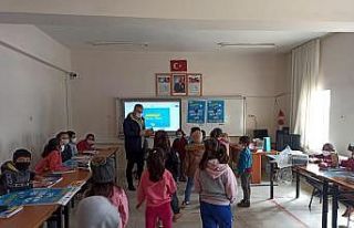 Kahramanmaraş’ta 500 öğrenciye kitap hediyesi