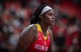 Kalani Brown ülkesine gitti