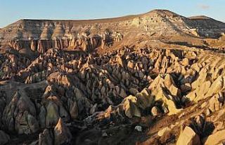 Kapadokya’ya günbatımı için akın akın geliyorlar