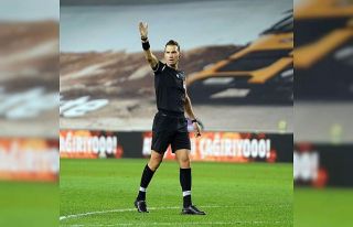 Karagümrük - Kayserispor maçını Bahattin Şimşek...