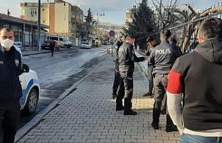 Kavga eden şahıslara sosyal mesafeden ceza yazıldı