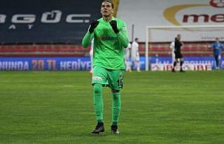 Kayserispor kalecisi Doğan Alemdar: "Ligde kalmayı...