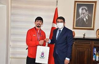 Kerem Kamal’a Manisa’da özel ilgi