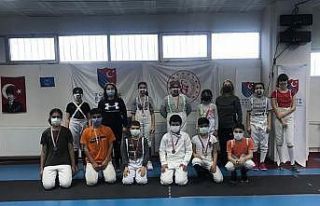 Kılıçlar 18 Mart Çanakkale şehitleri için yarıştı