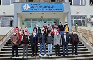 Kılınç, öğrencilerle bir araya geldi