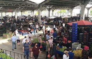 Kırıkkale’de ’Cumartesi Pazarı’ kendi gününde...