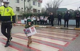 Kırmızı çizgi uygulamasında sürücüler ve vatandaşlar...