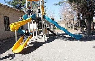 Kırsalda çocukların yüzü güldü