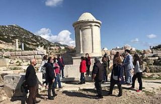 Knidos Antik Kenti’ni gezdiler