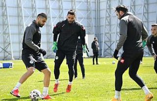 Konyaspor, M. Başakşehir maçı hazırlıklarını...