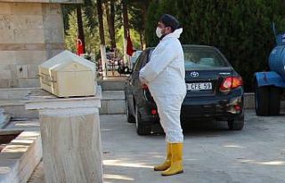 Korona virüsten korkarken, kalp krizinden vefat etti