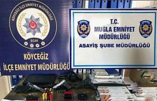 Köyceğiz polisinden sahte belge operasyonu