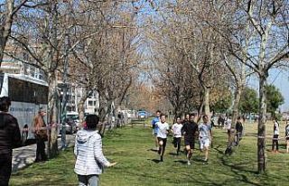 Krosçular Salihli’de koştu