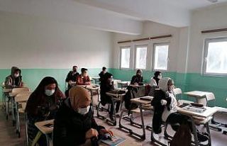 Kula’daki okul kantinleri tek tek denetlendi