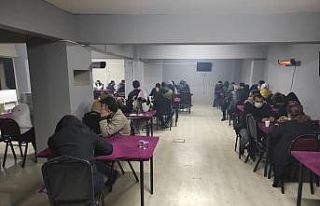 Kumar oynarken yakalanan 144 kişiye 644 bin TL ceza...