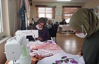 Kurs alan köylü kadınlar mikro krediyle kendi işyerlerini...