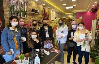 Kuşadası AK gençlerden anlamlı etkinlik