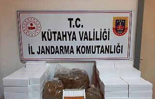 Kütahya’da kaçak tütün ve bandrosüz makaron...