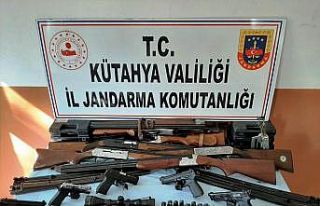 Kütahya’da silah ve mühimmat kaçakçılığı:...