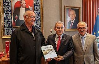 Kütahya’nın çini desenleri kitap oldu