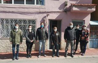 Mahalle sakinleri adeta herkese insanlık dersi verdi