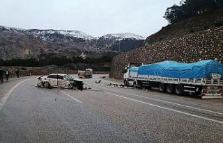 Malatya’da otomobil ile tır çarpıştı: 2 yaralı