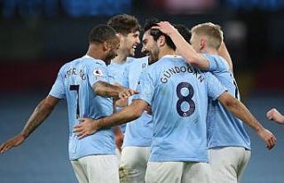 Manchester City, dijital atılımla taraftara açılıyor