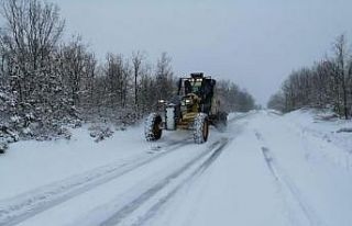 Manisa’da karda mahsur kalan vatandaşlar kurtarıldı