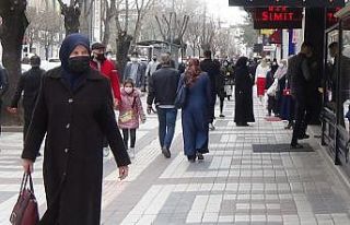 Mavinin zor olduğu Bursa’da ufukta kırmızı görünüyor
