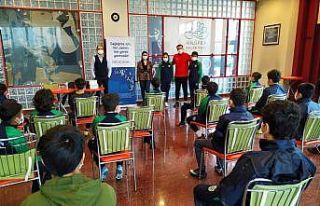 Medicana’dan minik sporculara beslenme semineri