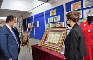 ’Mehmet Akif Ersoy’ sergisi göz kamaştırdı