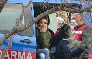 Melek İpek: “İnsanlığınız karşısında saygıyla...