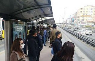 Metrobüslerde korkutan yoğunluk