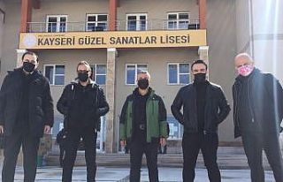 Mezun oldukları okulda öğretmen oldular