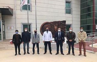 MHP Datça İlçe yönetimi sağlık çalışanlarını...