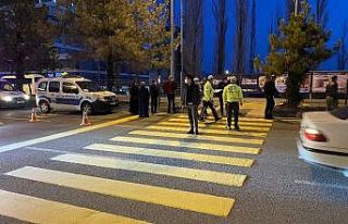 Midibüsün çarptığı kız, yaşam mücadelesini...