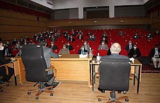 Midyat Kaymakamı Dundar muhtarlar toplantısına...