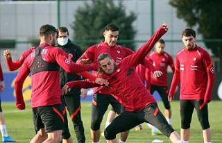 Milliler, Letonya maçına hazır