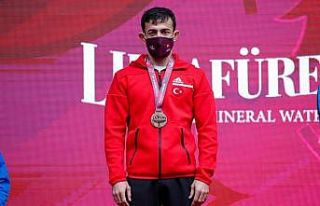 Millilerden Budapeşte’de 6 madalya, 4 olimpiyat...