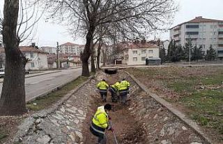 Mimar Sinan Mahallesinde kanal temizliği