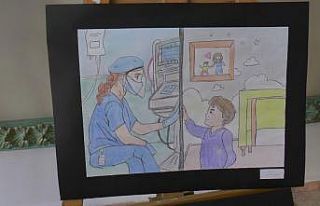 Minik öğrencilerden sağlık çalışanlarına anlamlı...