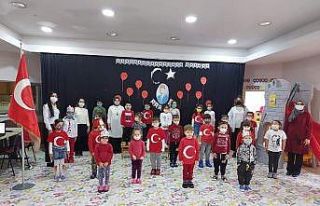 Miniklerden anlamlı kutlama