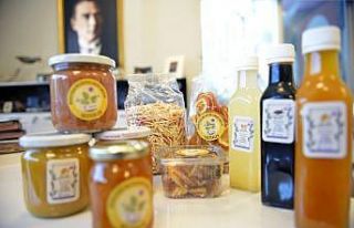 Muratpaşa’dan kadınlara özel hediye