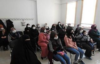 Narkotik polisi anne ve anne adaylarına uyuşturucu...