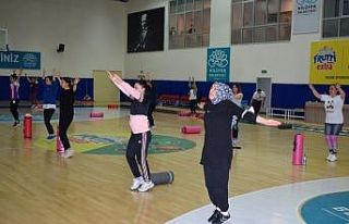 Nilüferli kadın çalışanlar tabata ile form tutuyor